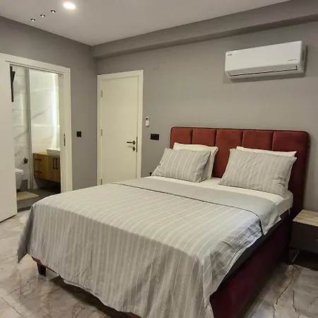 Denis House Villa